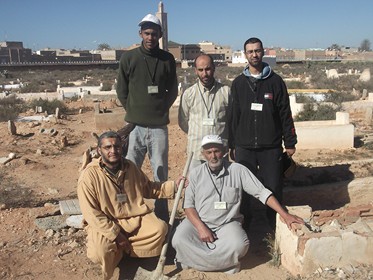 الجمعية الاجتماعية لتجهيز ودفن موتى المعوزين وجمعية الرحمة بتزنيت توجها نداء إلى شباب المدينة القديمة الجمعية الاجتماعية لتجهيز ودفن موتى المعوزين وجمعية الرحمة بتزنيت توجها نداء إلى شباب المدينة القديمة
